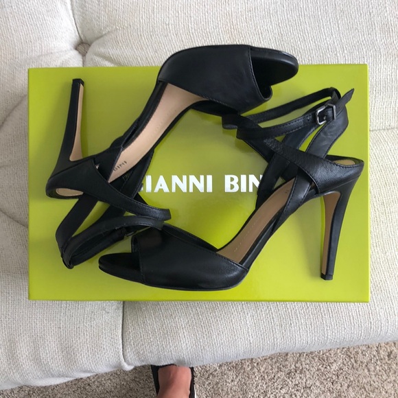 Gianni Bini Sessily Heels - Picture 6 of 8